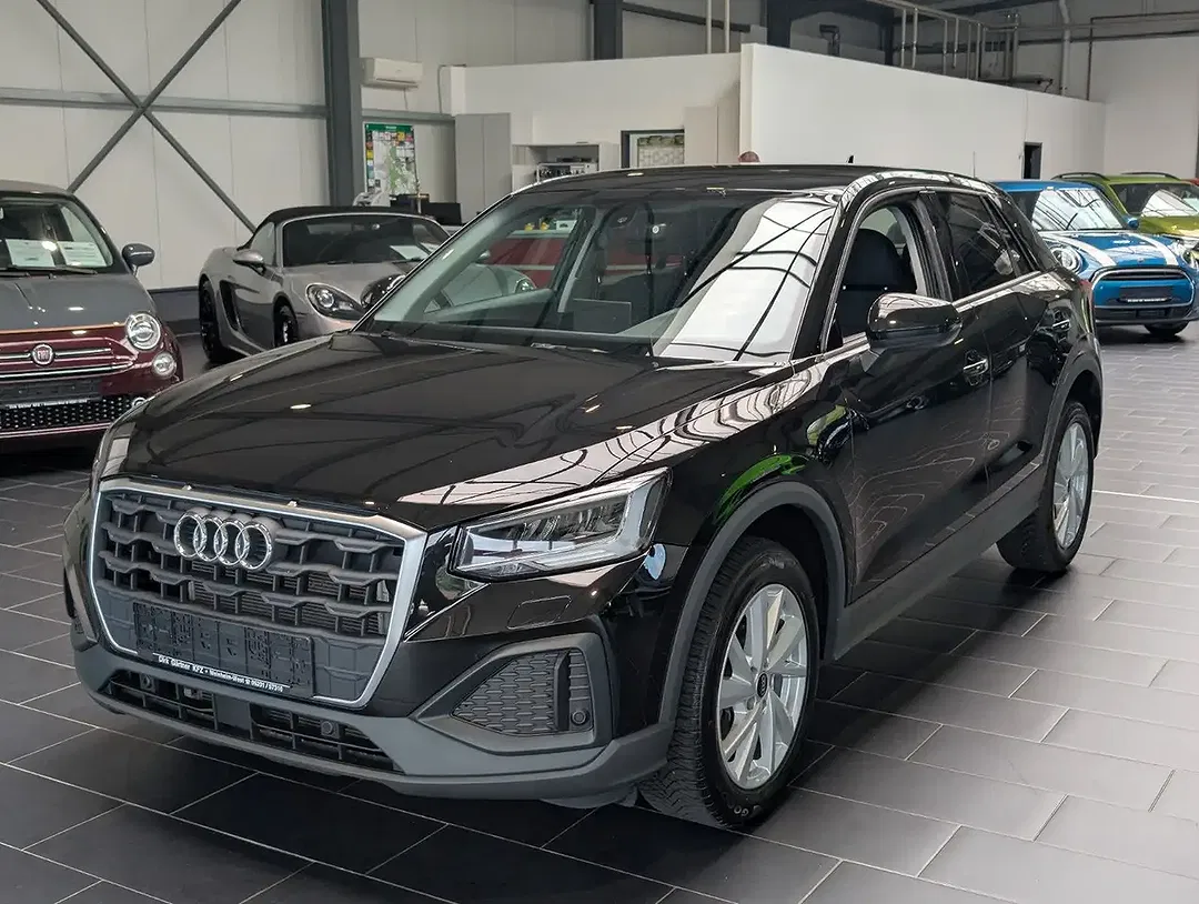 Audi Q2 - Thumbnail 1