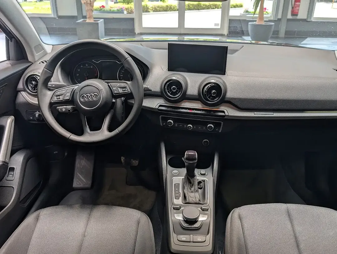 Audi Q2 - Thumbnail 8