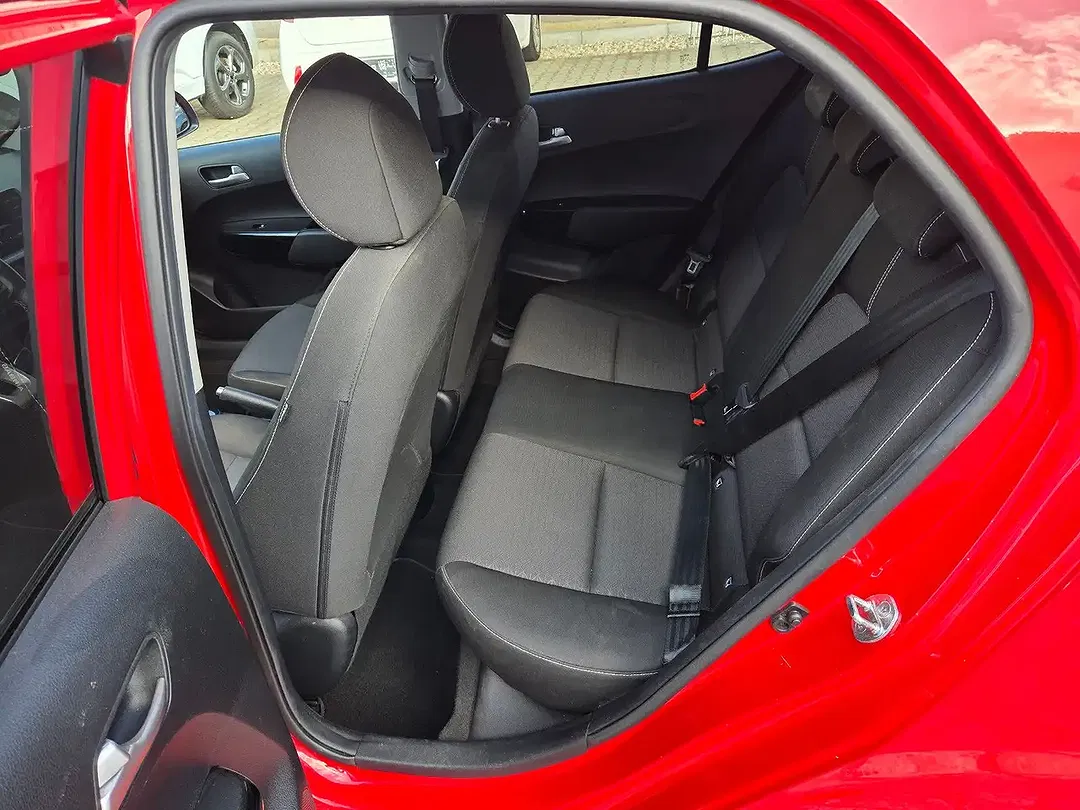 Kia Picanto - Thumbnail 13