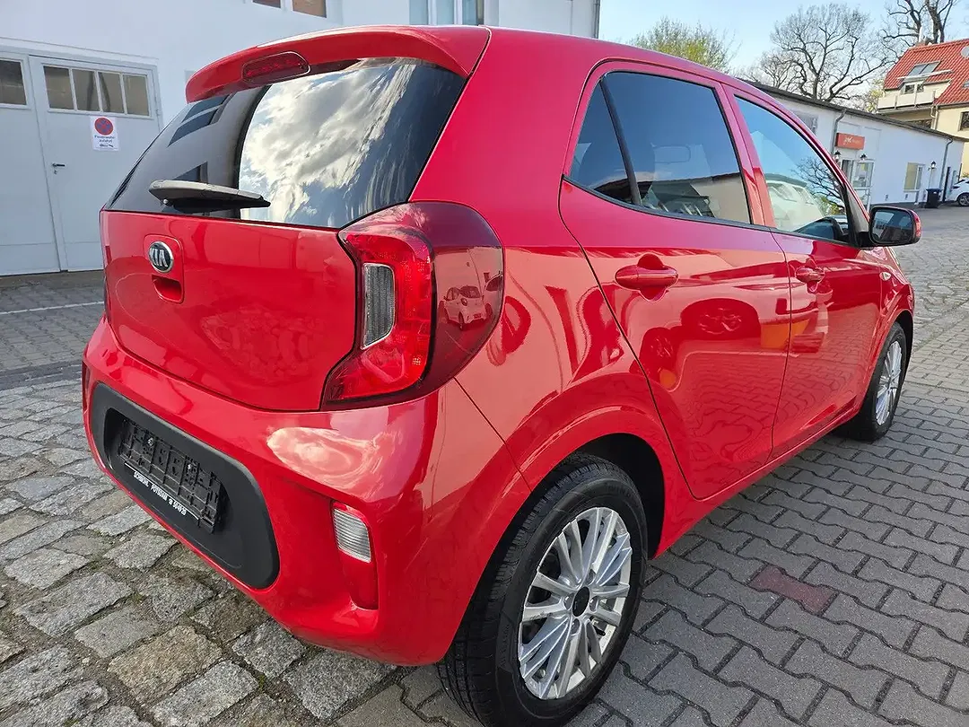 Kia Picanto - Thumbnail 5