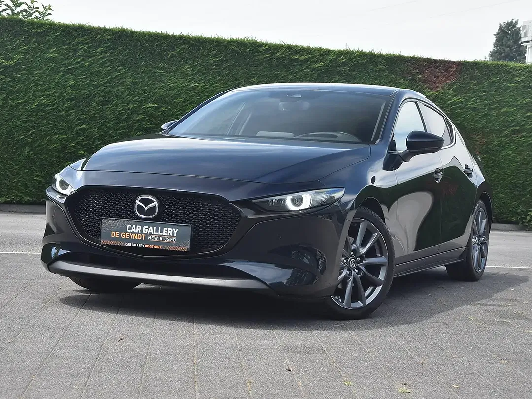 Mazda 3 - Thumbnail 3