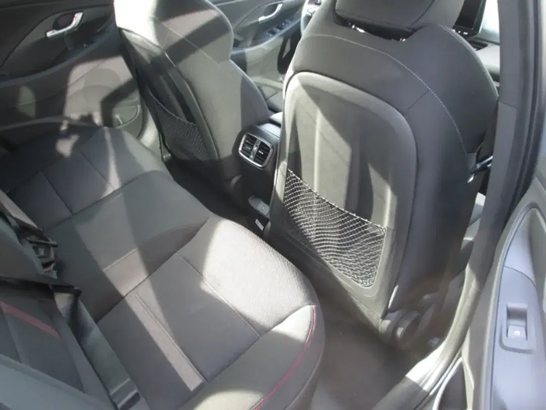 Hyundai i30 - Thumbnail 9