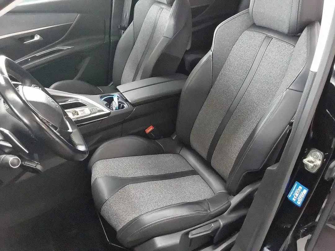 Peugeot 5008 - Thumbnail 9