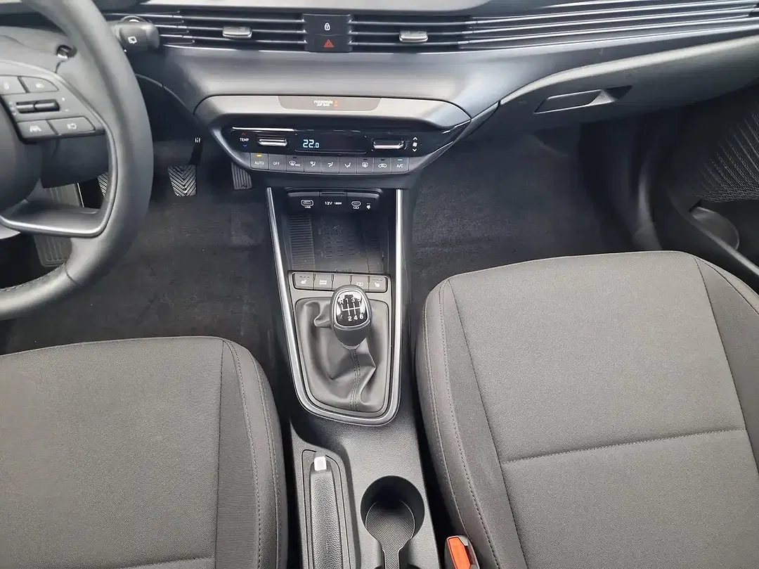 Hyundai i20 - Thumbnail 11