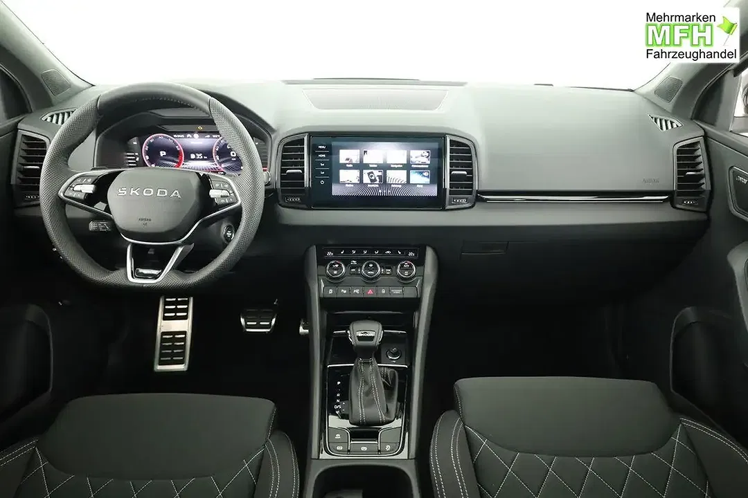 Skoda Karoq - Thumbnail 4
