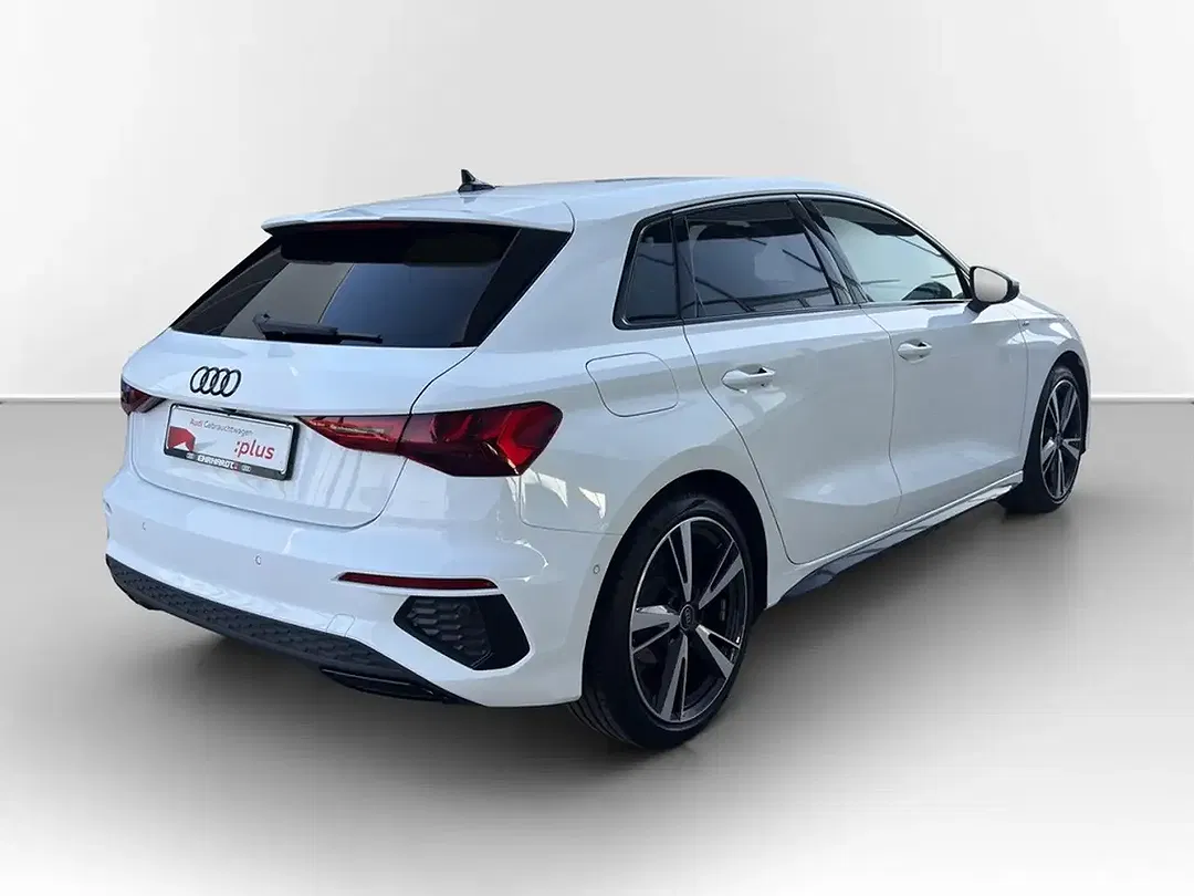 Audi A3 - Thumbnail 4
