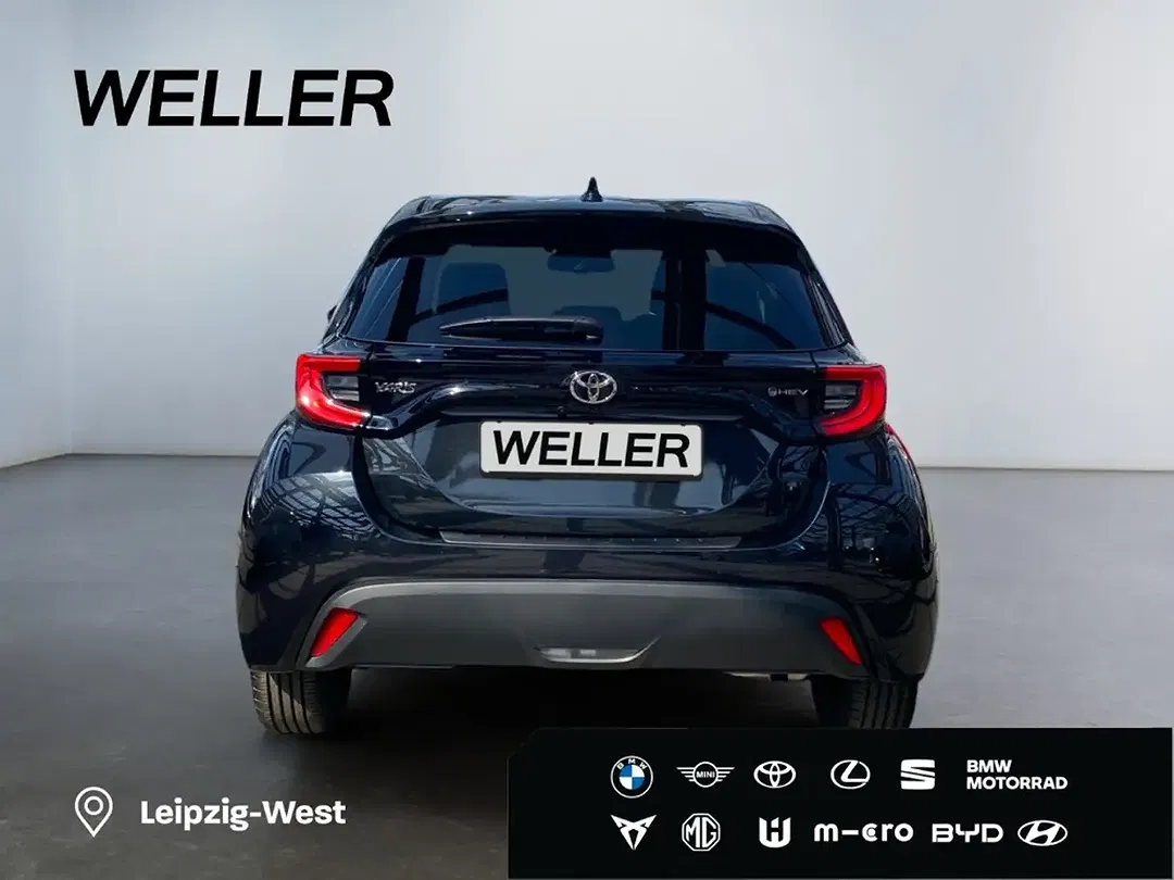 Toyota Yaris - Thumbnail 5