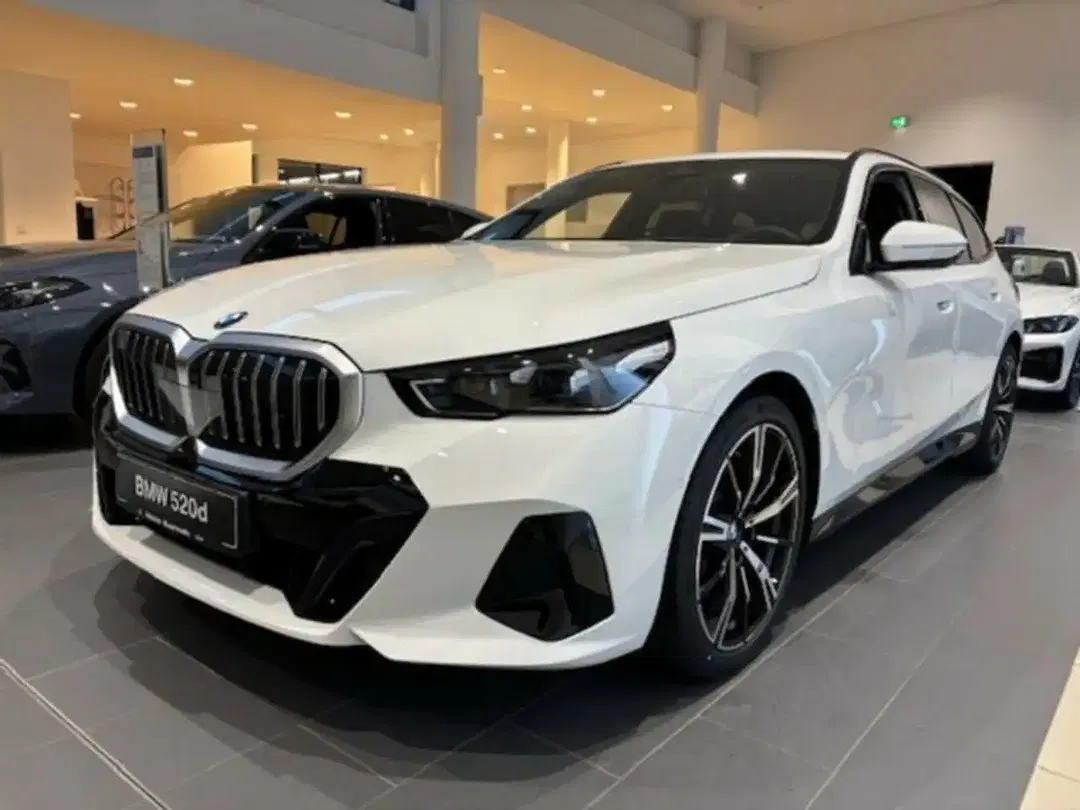 BMW 520 - Thumbnail 1