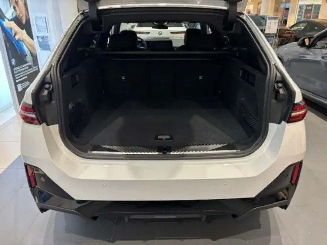 BMW 520 - Thumbnail 6