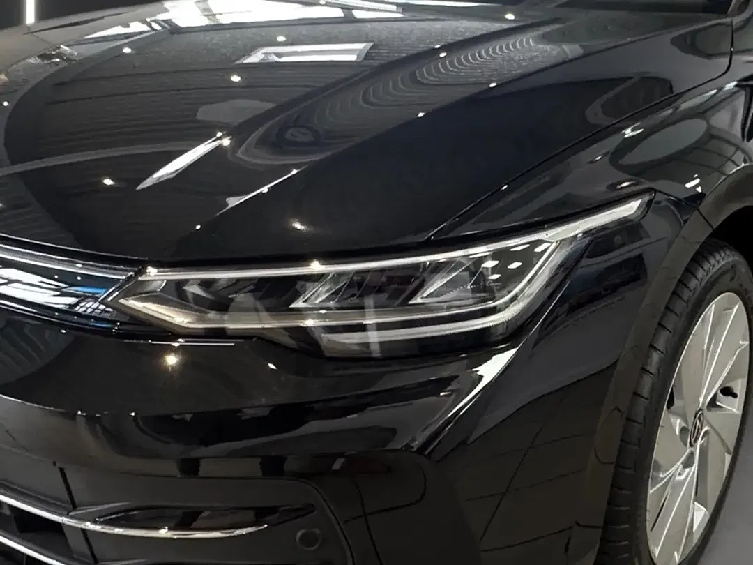 Volkswagen Golf Variant - Thumbnail 8