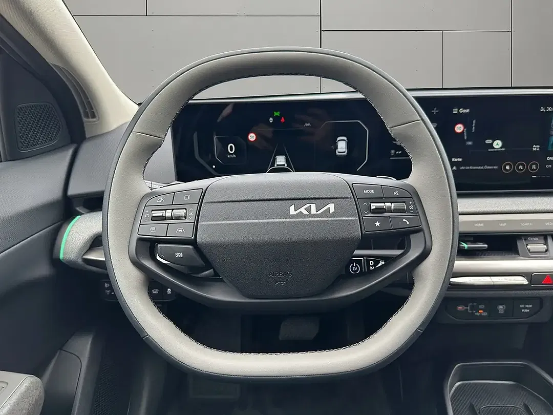 Kia EV4 - Thumbnail 13