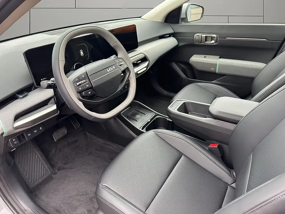 Kia EV4 - Thumbnail 8