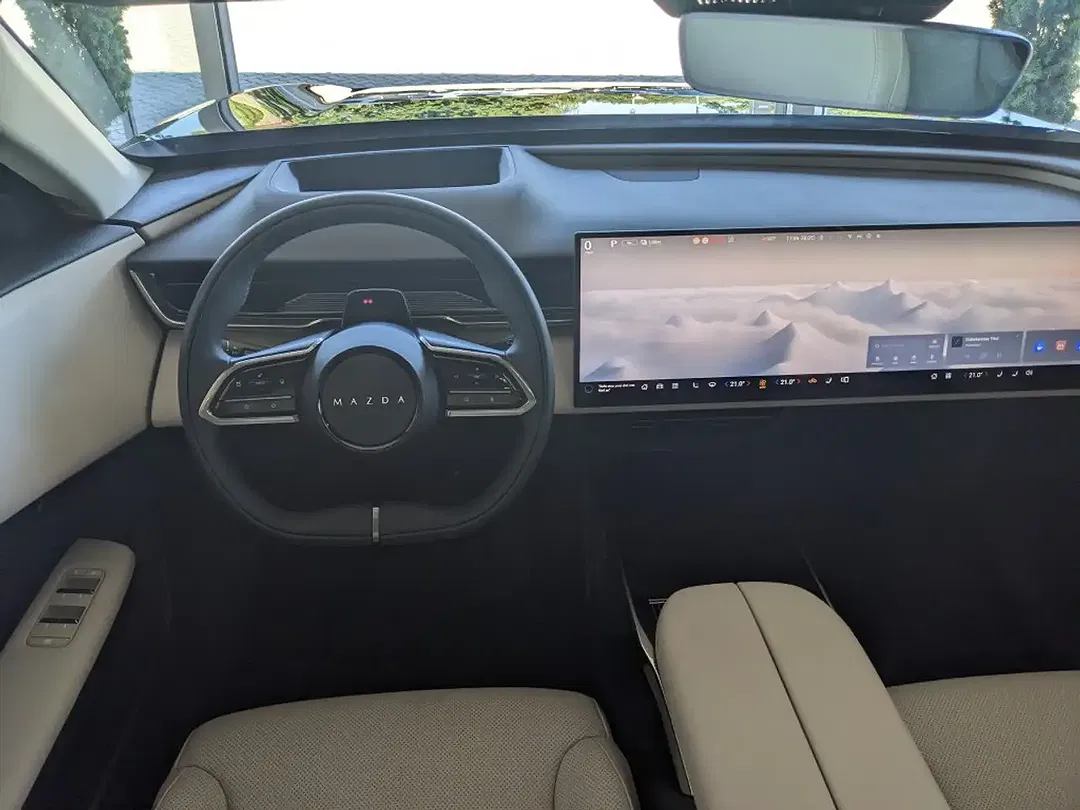 Mazda CX-6e - Thumbnail 9