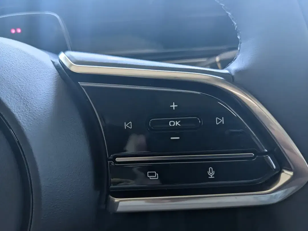 Mazda CX-6e - Thumbnail 12