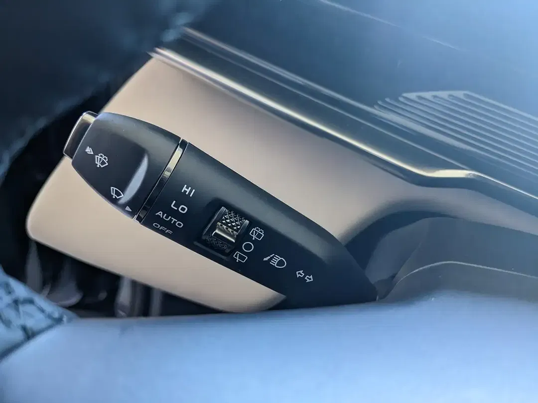 Mazda CX-6e - Thumbnail 13