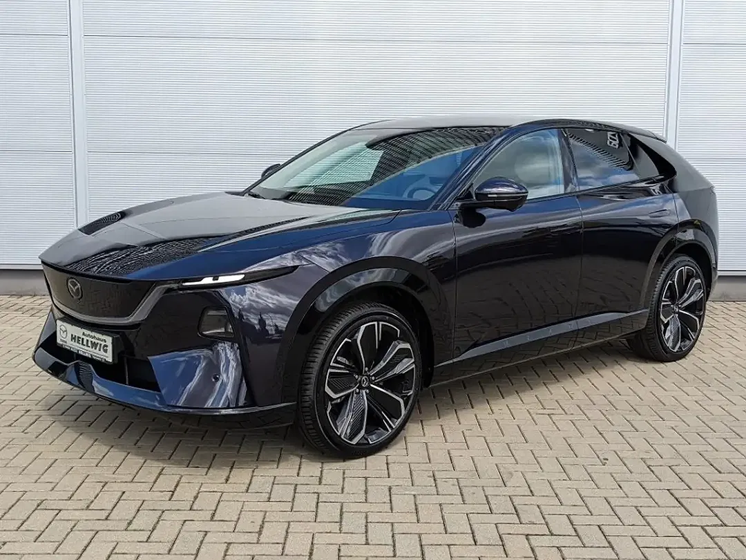 Mazda CX-6e EV Takumi