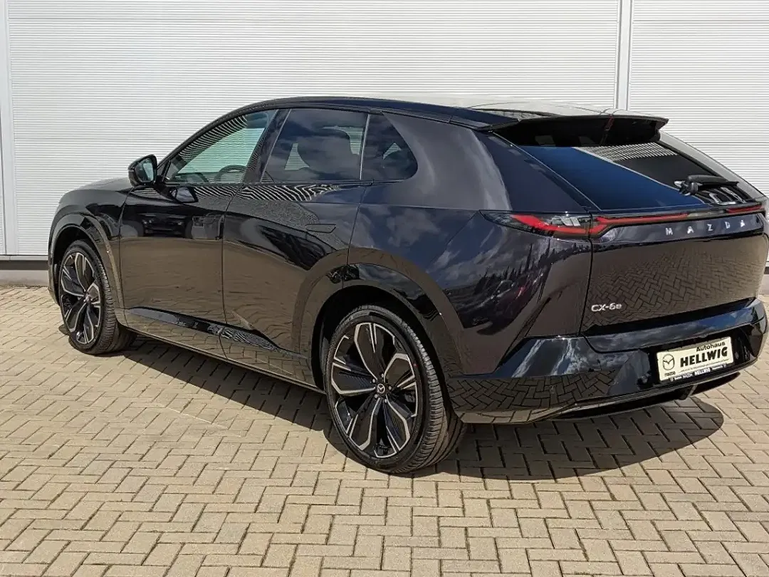 Mazda CX-6e - Thumbnail 3