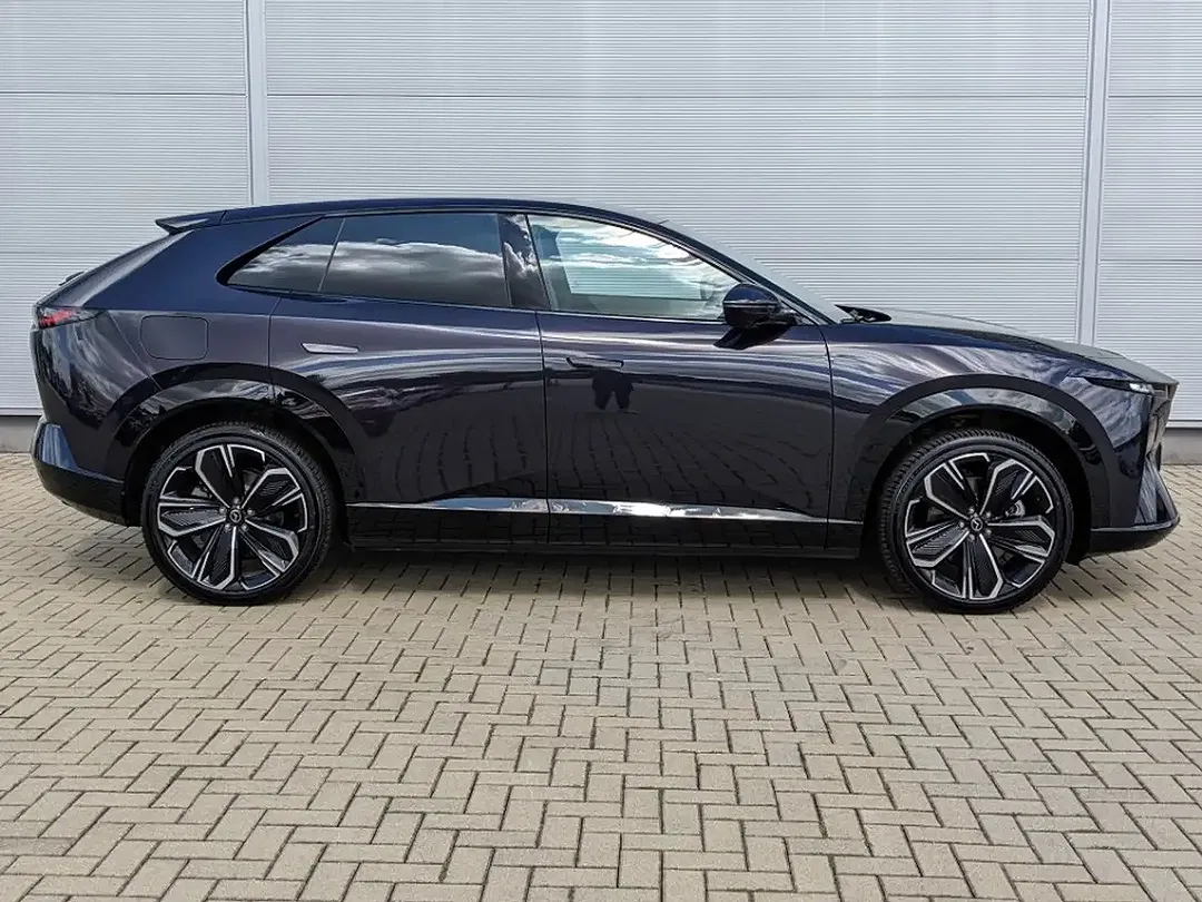 Mazda CX-6e - Thumbnail 5