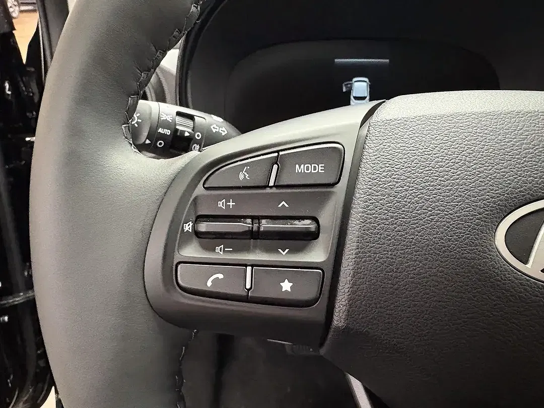 Hyundai i10 - Thumbnail 11