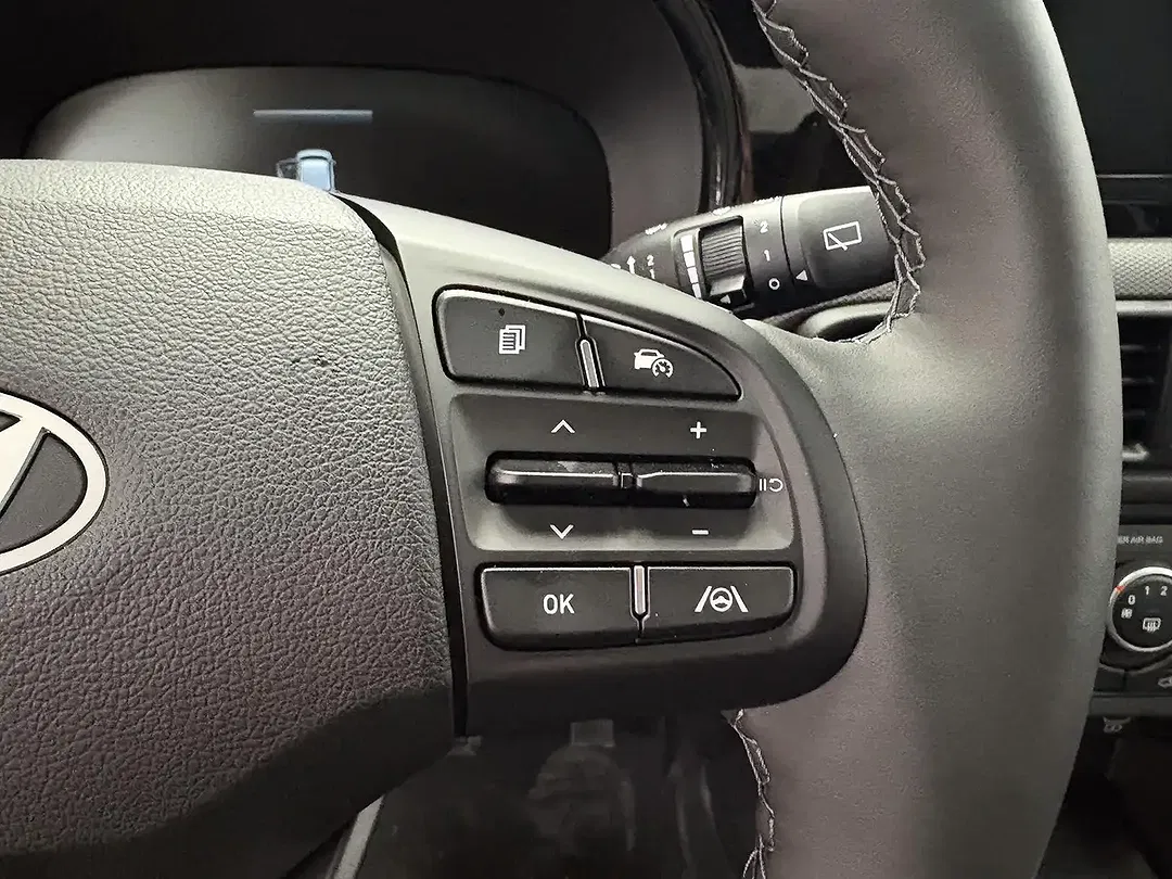 Hyundai i10 - Thumbnail 13