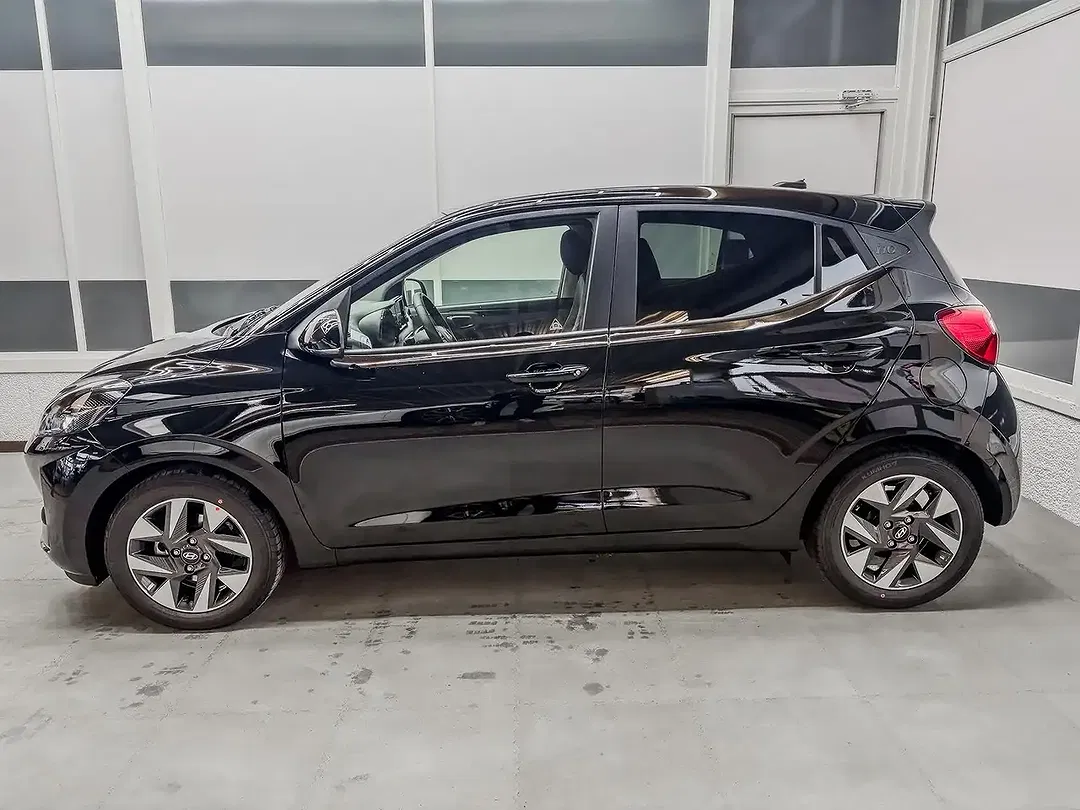 Hyundai i10 - Thumbnail 3