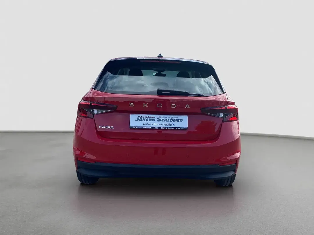 Skoda Fabia - Thumbnail 4