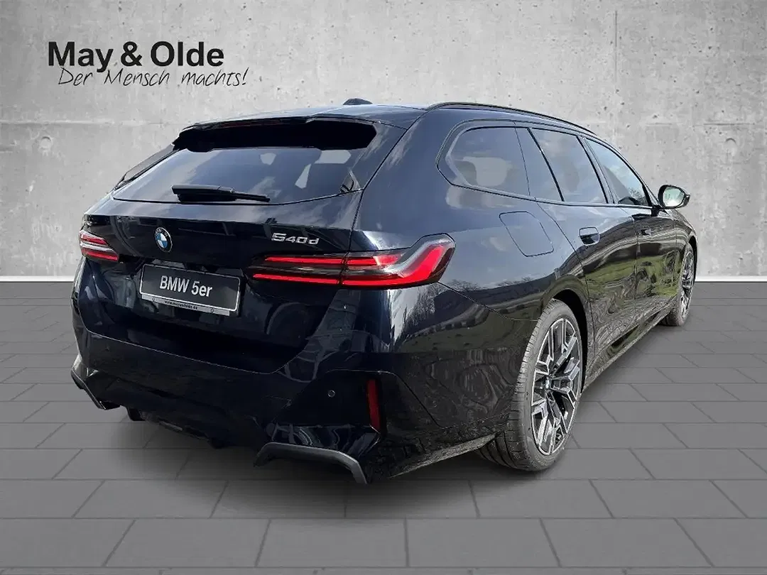 BMW 540 - Thumbnail 3