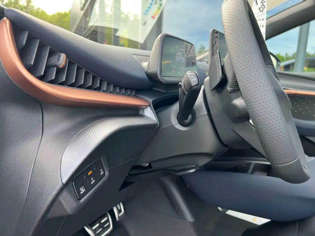 CUPRA Tavascan - Thumbnail 12