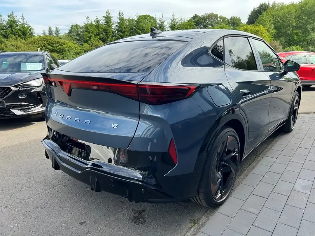 CUPRA Tavascan - Thumbnail 4