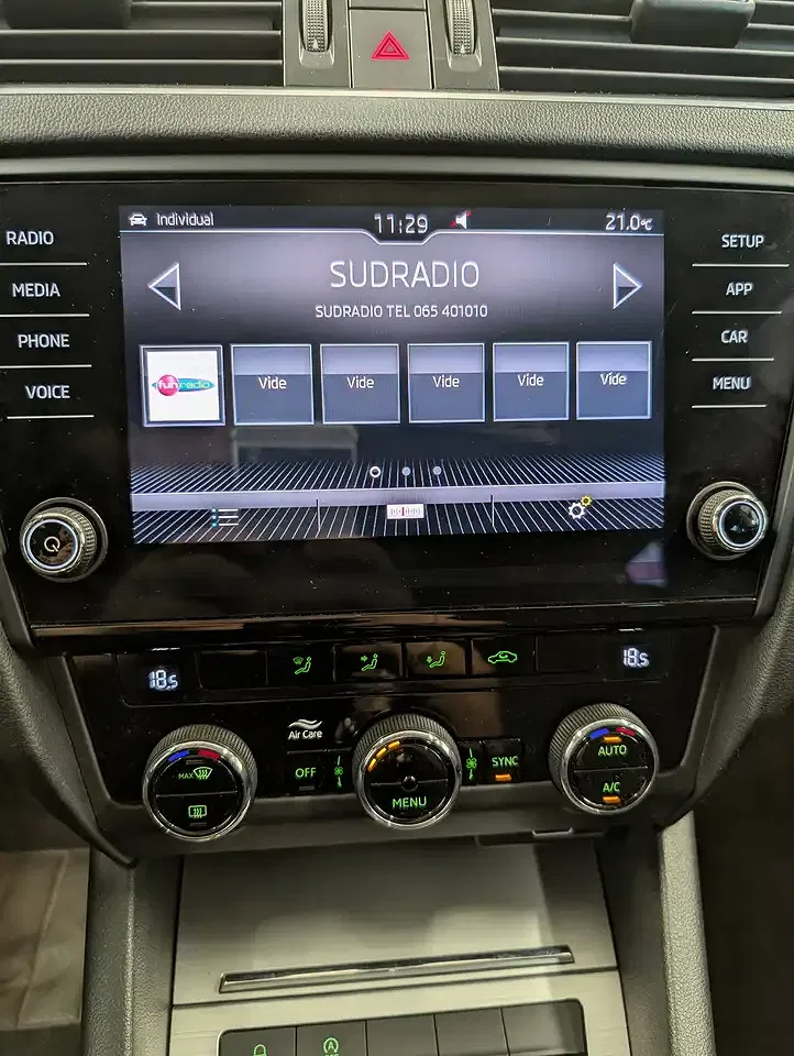Skoda Octavia - Thumbnail 9