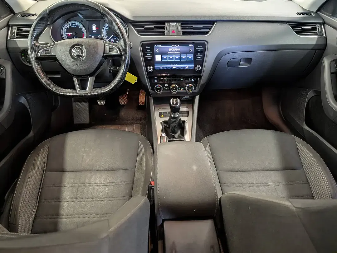 Skoda Octavia - Thumbnail 6