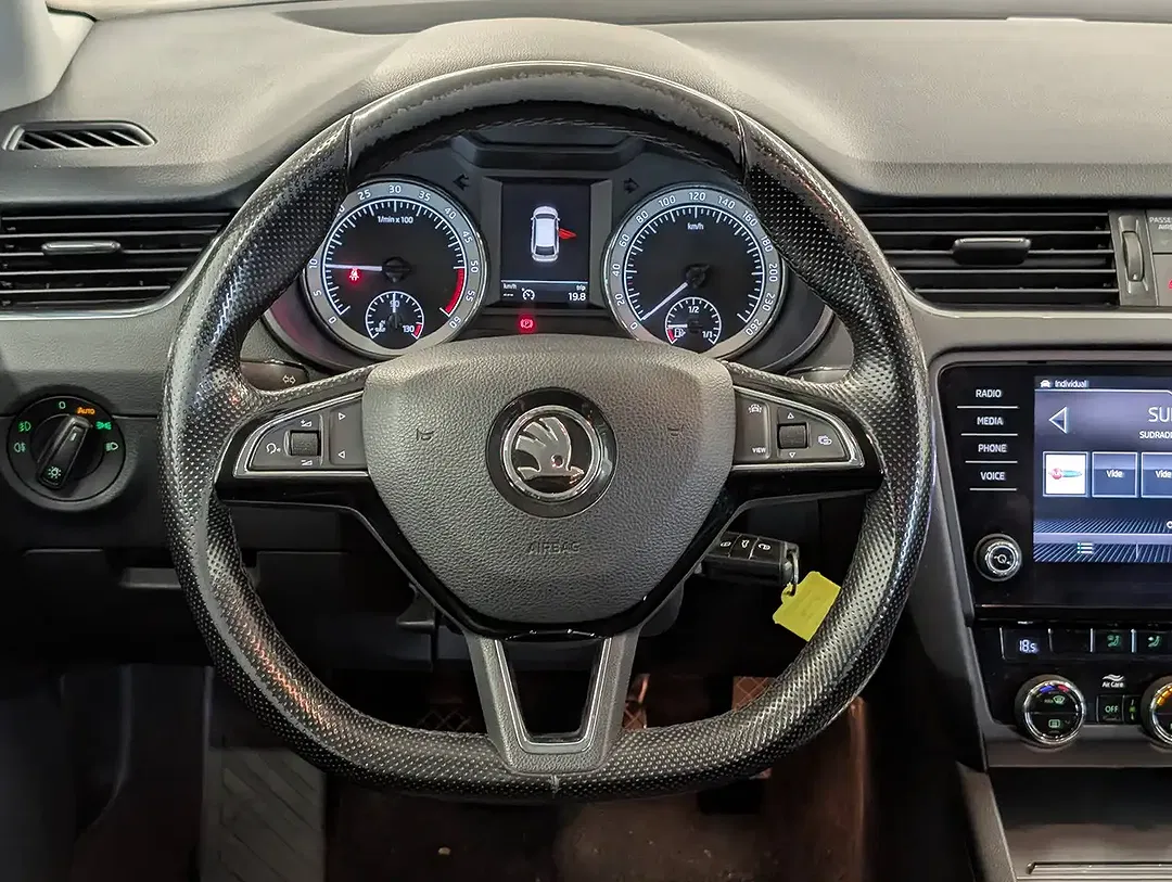 Skoda Octavia - Thumbnail 7