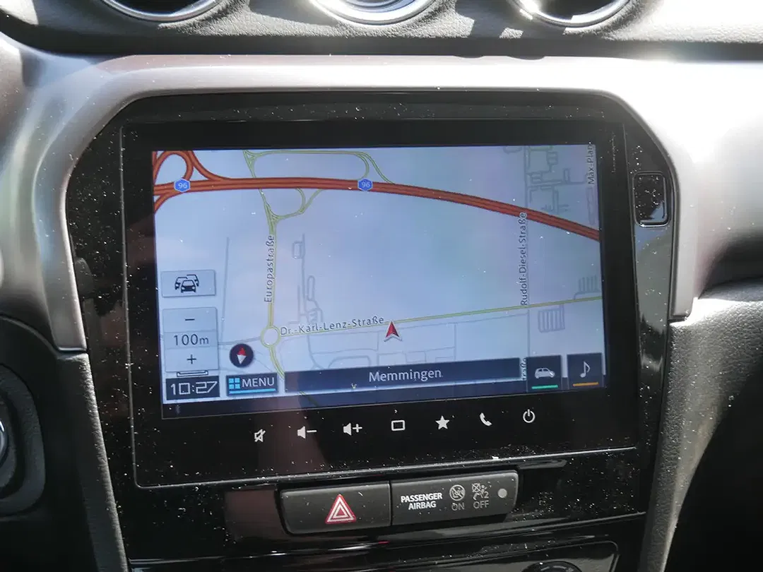 Suzuki Vitara - Thumbnail 12