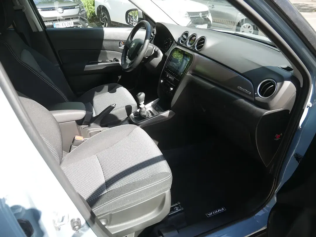 Suzuki Vitara - Thumbnail 8