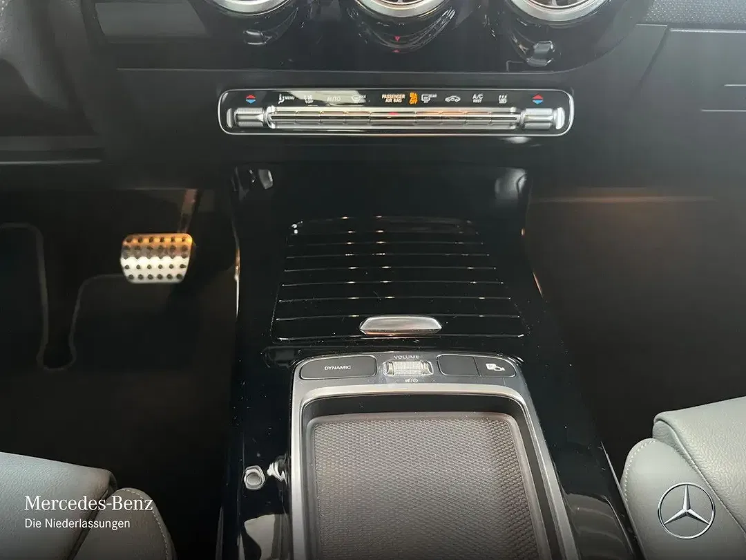 Mercedes-Benz CLA 250 - Thumbnail 14