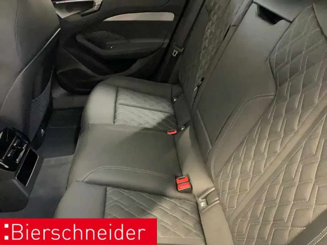 Audi A6 - Thumbnail 11