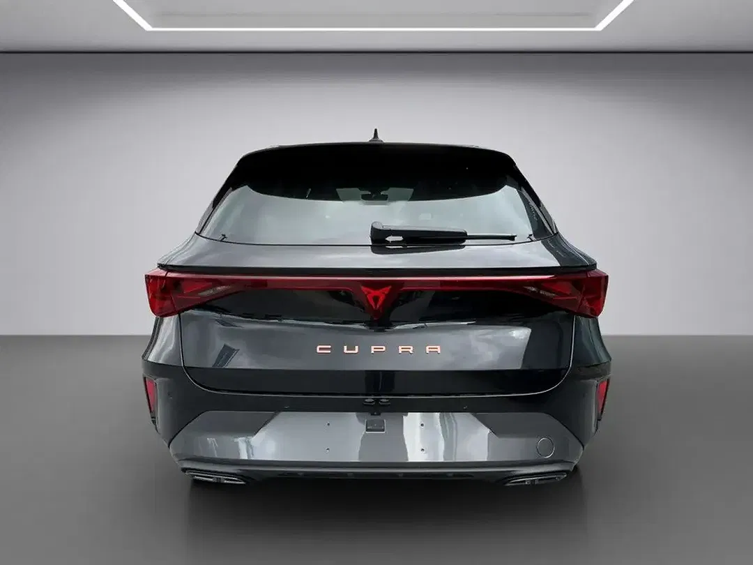 CUPRA Leon - Thumbnail 4