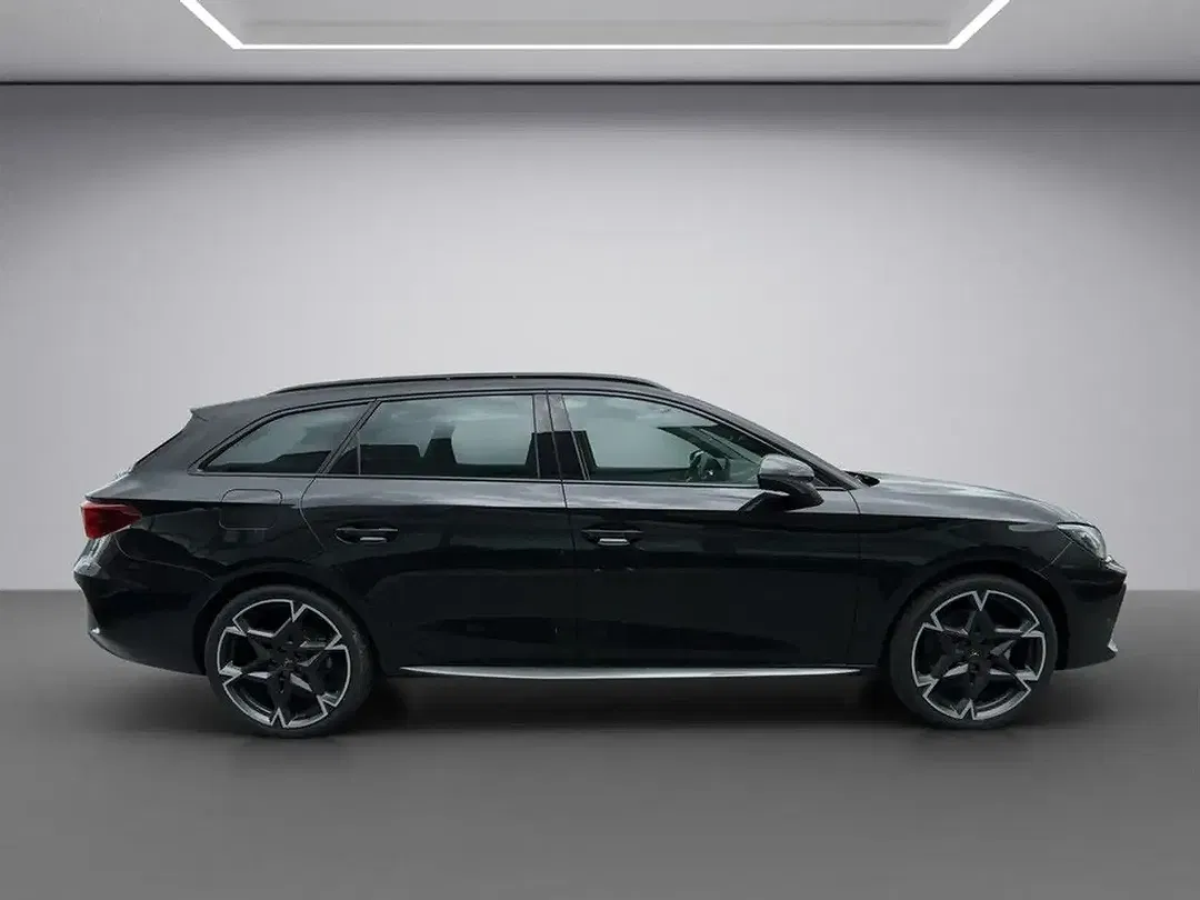 CUPRA Leon - Thumbnail 6