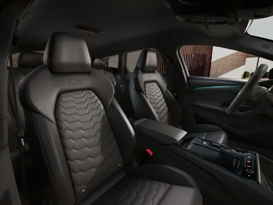 Audi A6 e-tron - Thumbnail 8