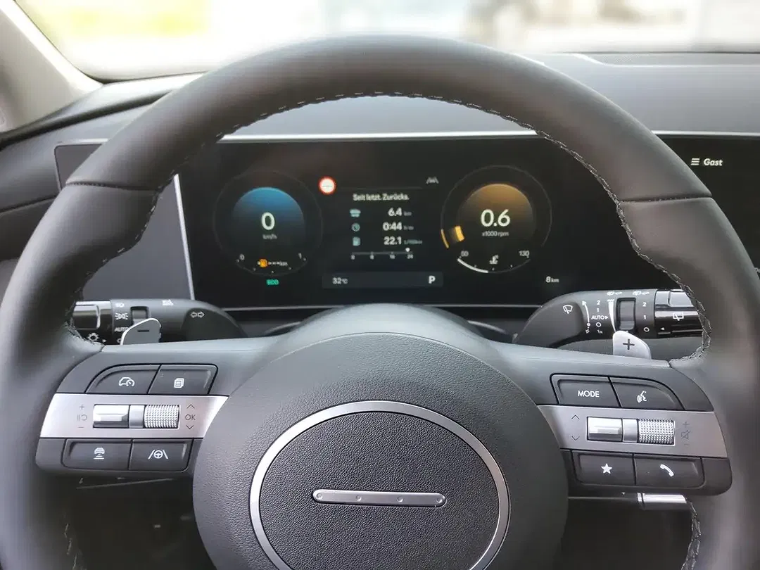 Hyundai TUCSON - Thumbnail 8