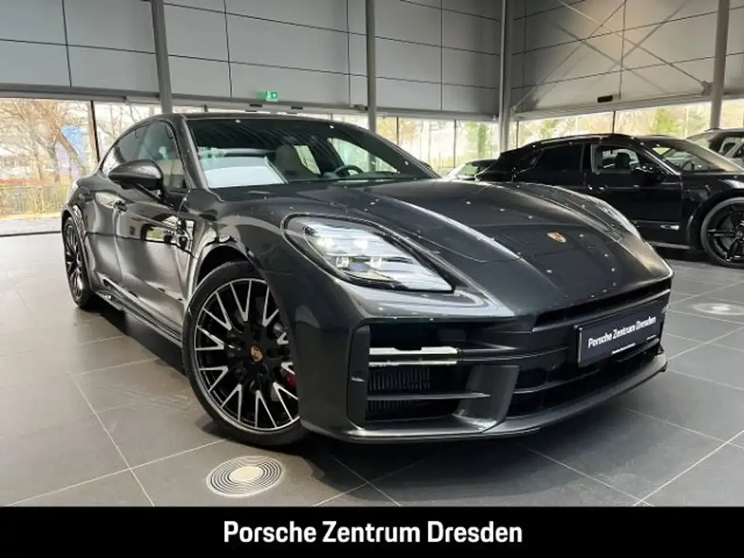 Porsche Panamera - Thumbnail 12
