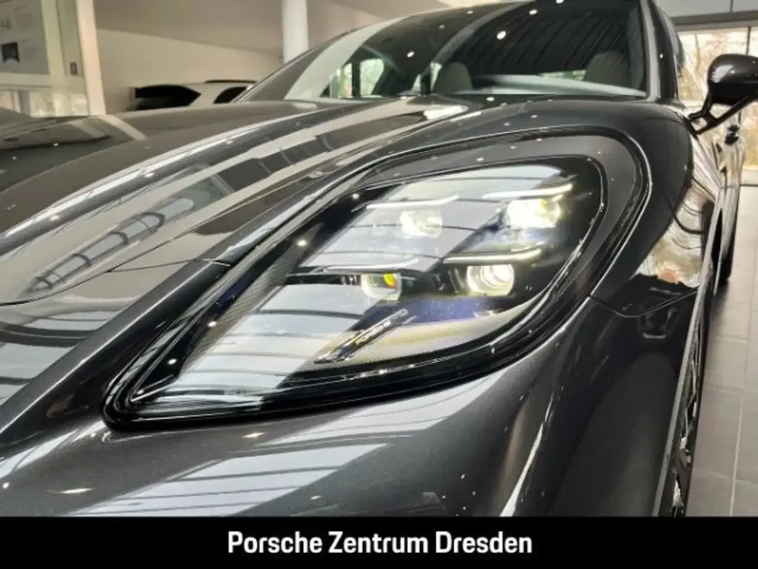 Porsche Panamera - Thumbnail 15