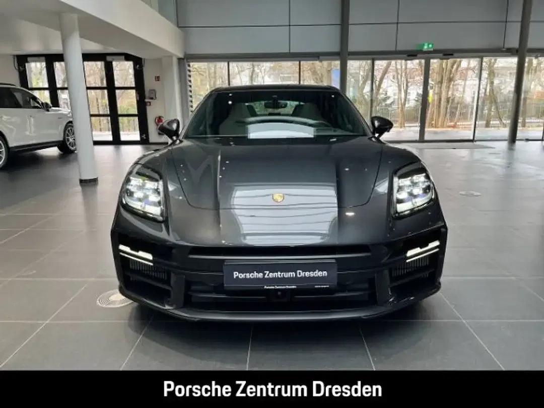 Porsche Panamera - Thumbnail 6