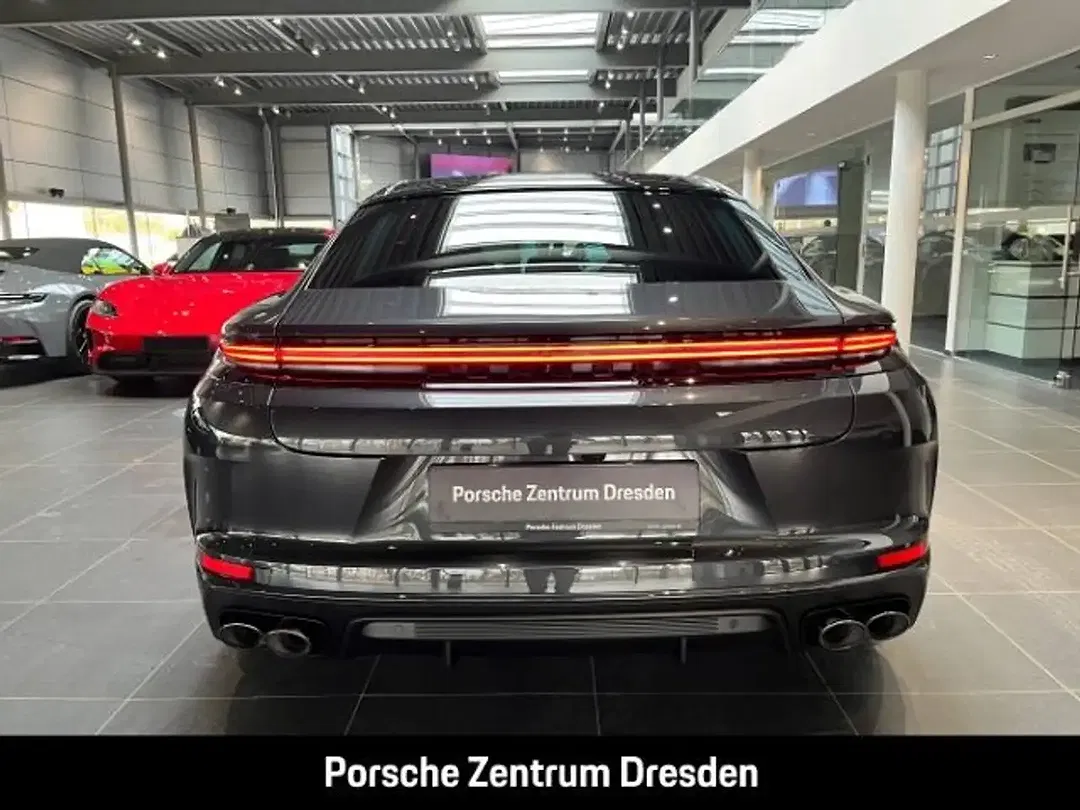 Porsche Panamera - Thumbnail 7