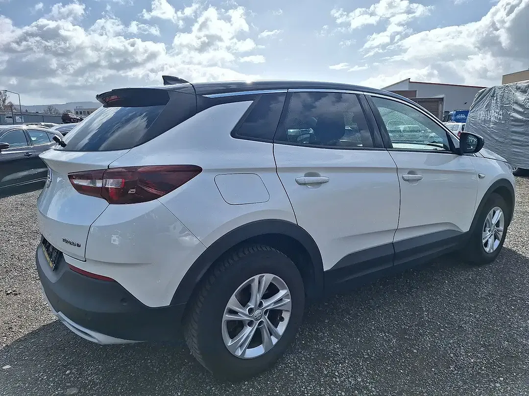 Opel Grandland X - Thumbnail 15