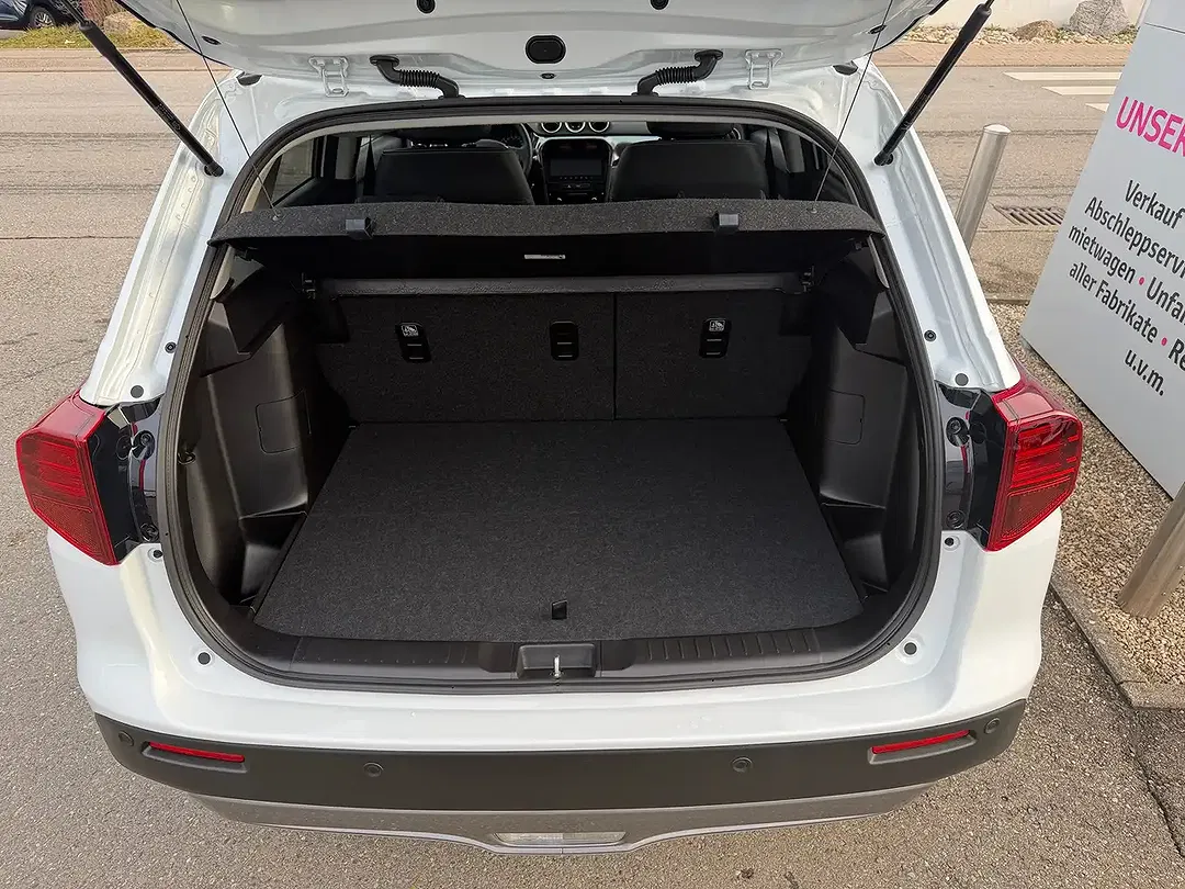 Suzuki Vitara - Thumbnail 10