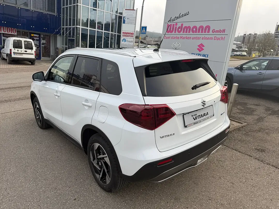 Suzuki Vitara - Thumbnail 2