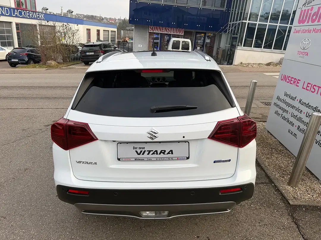 Suzuki Vitara - Thumbnail 4