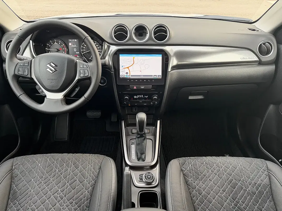 Suzuki Vitara - Thumbnail 8