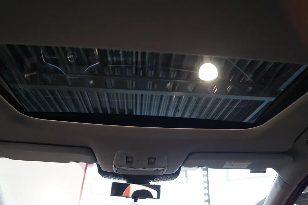 Nissan Ariya - Thumbnail 7